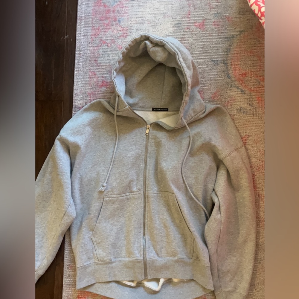 Brandy Melville Christy hoodie